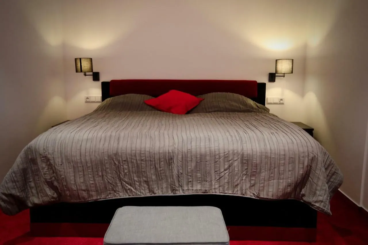 K&M Hostel location